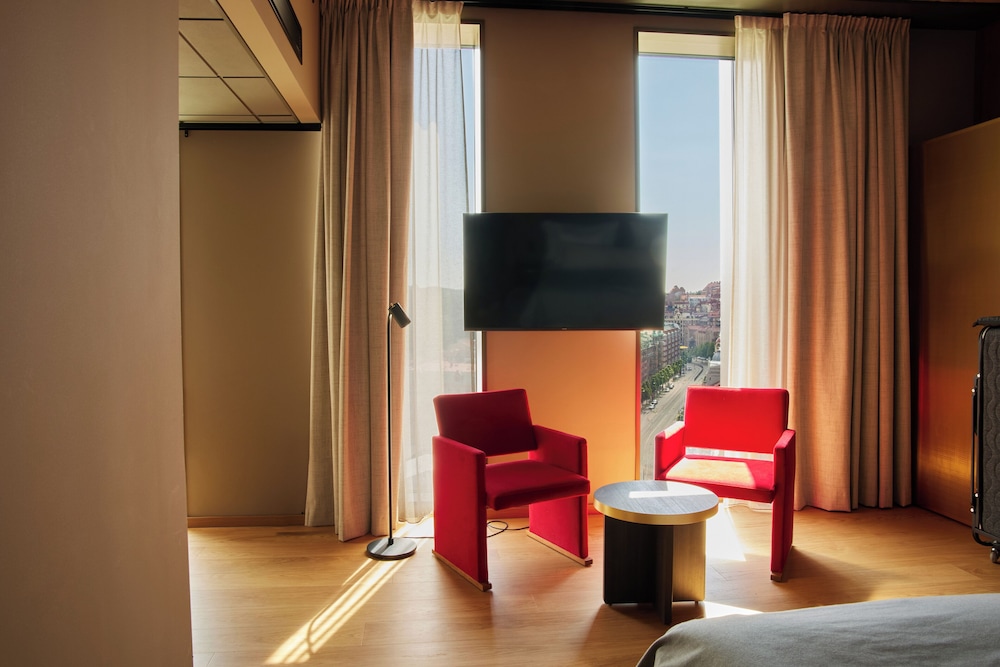 Clarion Hotel Draken 57/70