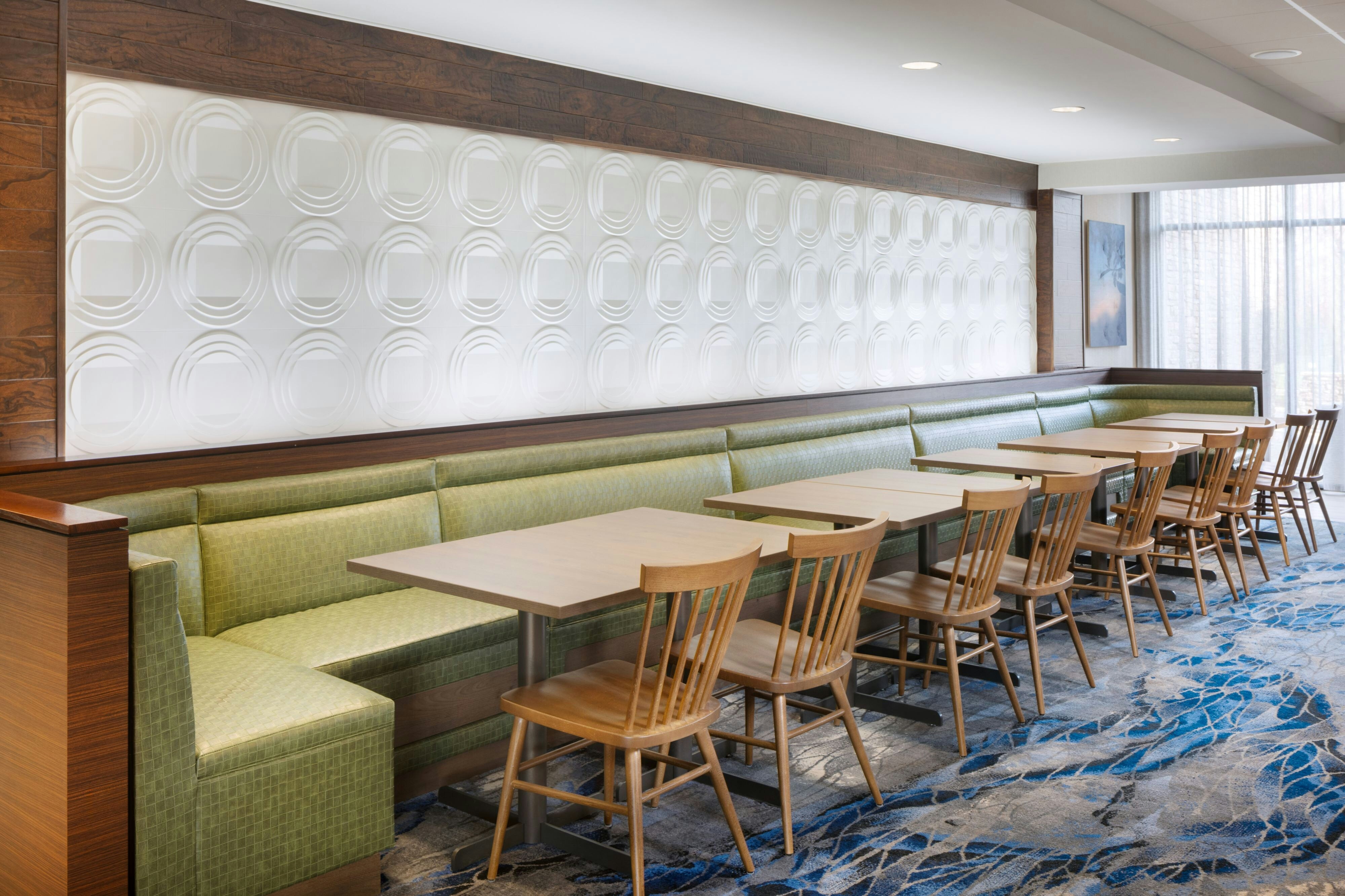 Fairfield Inn And Suites Bowling Green 37/46