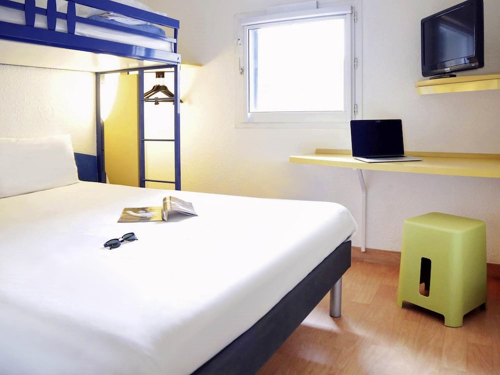 Ibis Budget Lille Villeneuve-d’Ascot 8/50
