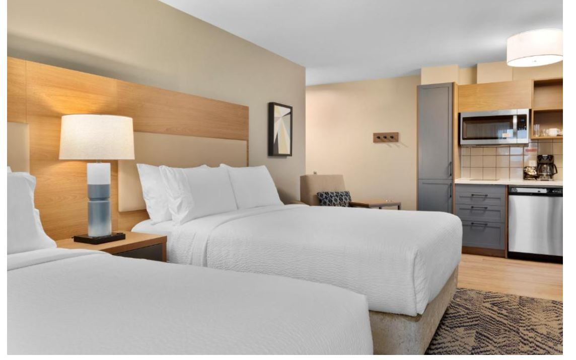 استوديو بسريرين كوين يُسمح فيها بالحيوانات الأليفة، Candlewood Suites Collingwood 2/3