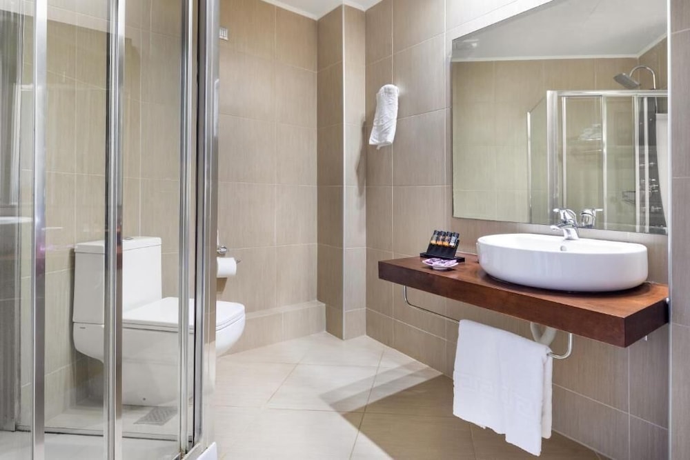 Elena Hotel 46/51