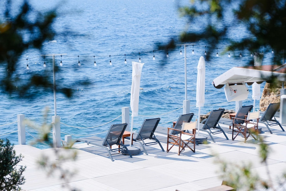 Maya Bistro Hotel Beach 46/70