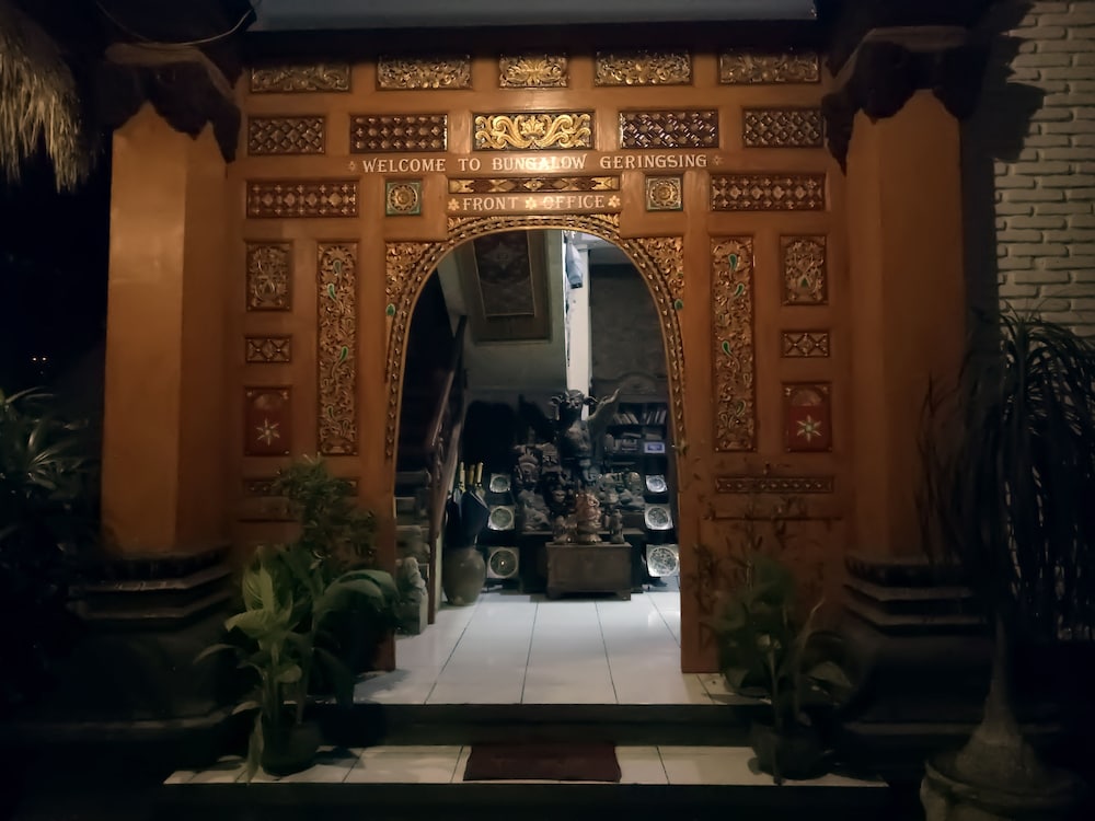 Geringsing Bungalows 4/50