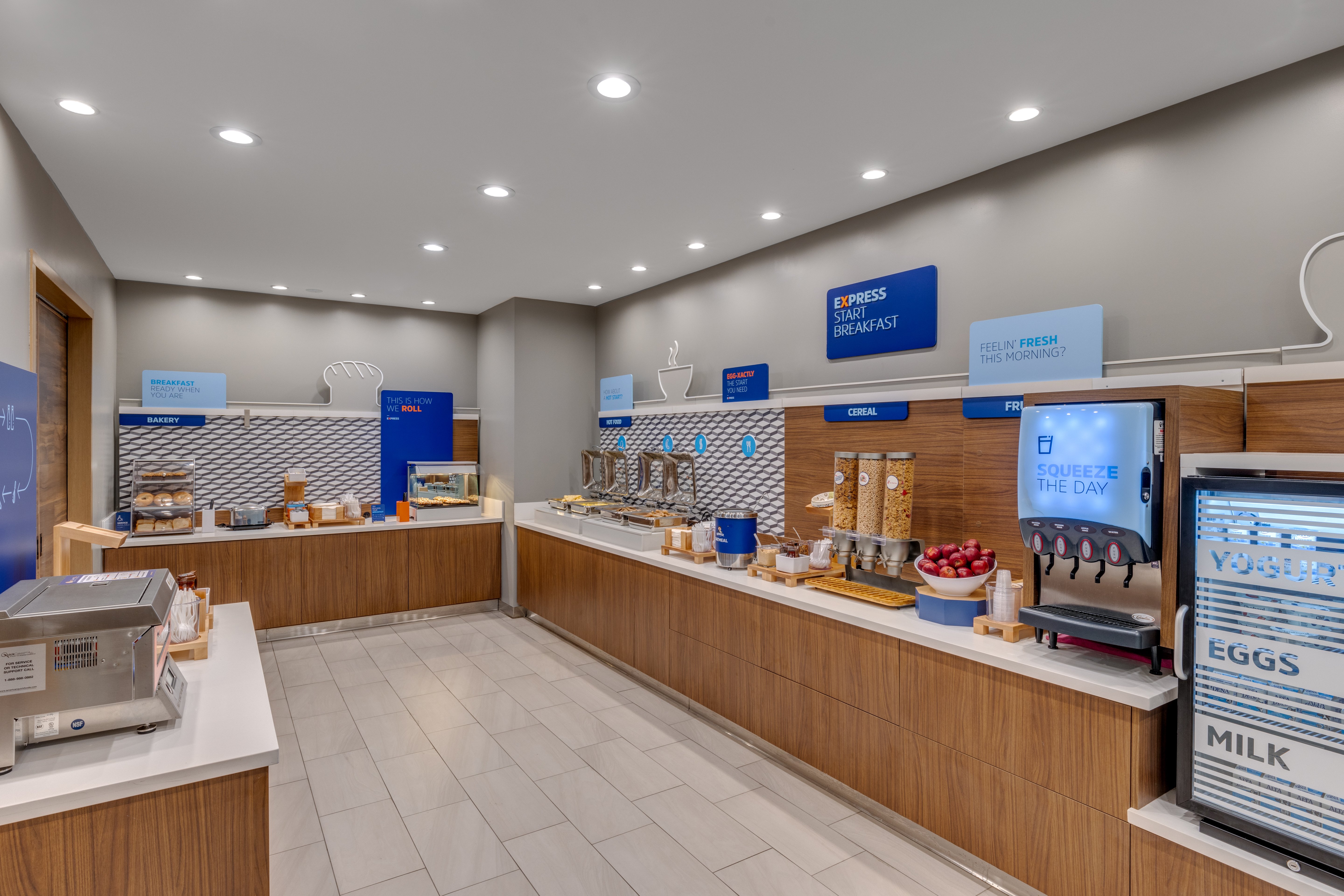 Holiday Inn Express & Suites Hawaiian Gardens 35/38