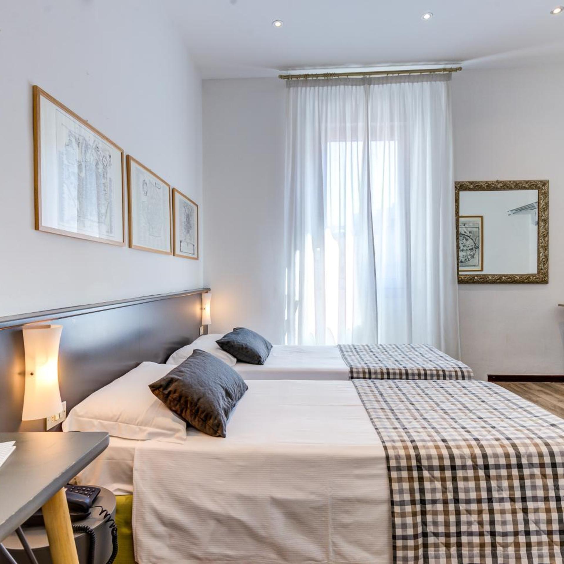غرفة مفردة، Hotel Bernina 12/20