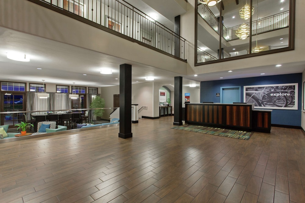 Hampton Inn Morgan Hill 14/39
