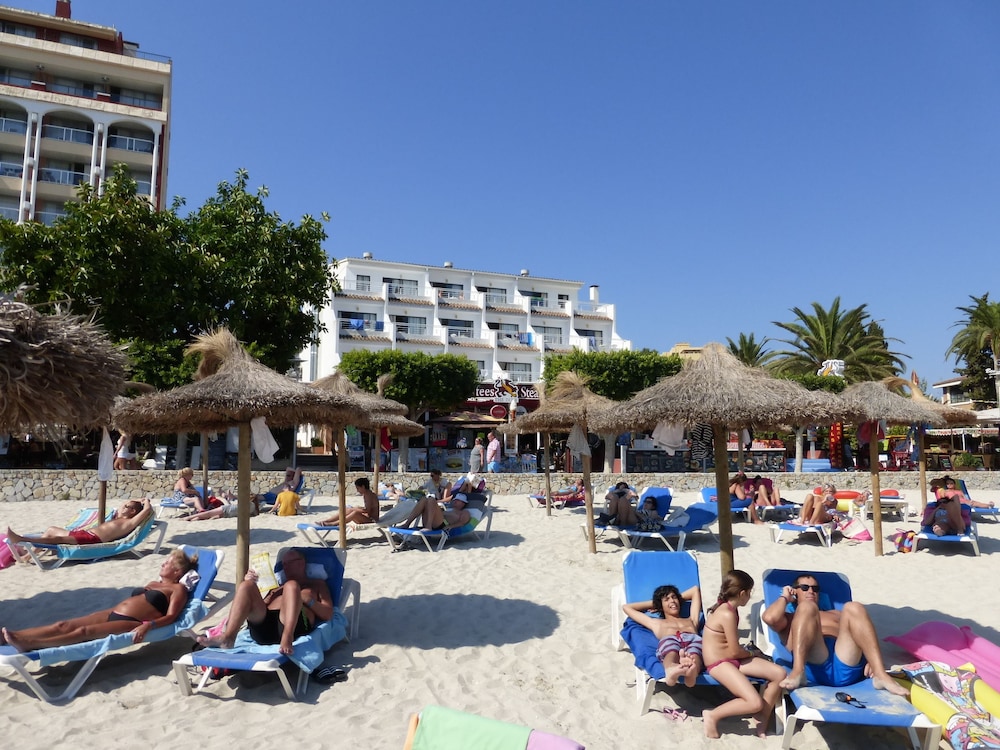 Balear Beach Apartments 3/21