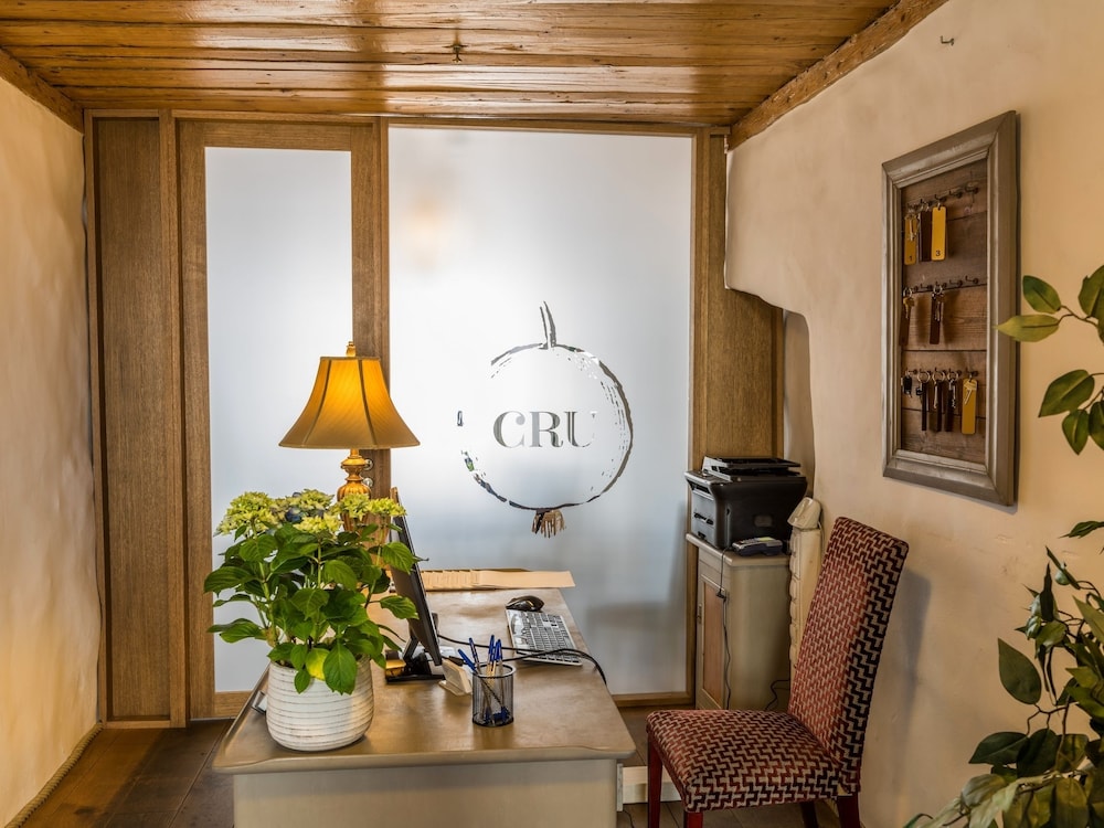 CRU HOTEL photo5