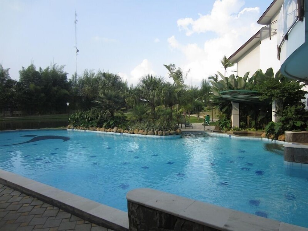 Rukun Resort Sentul 16/18