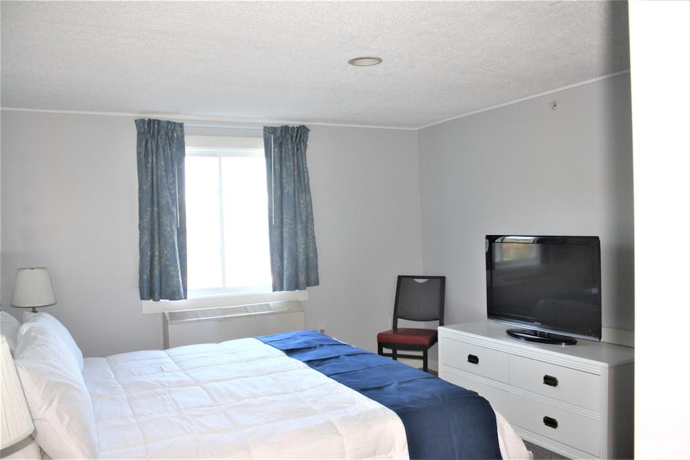 Travelodge By Wyndham Tilton Lake Winnisquam 7/22