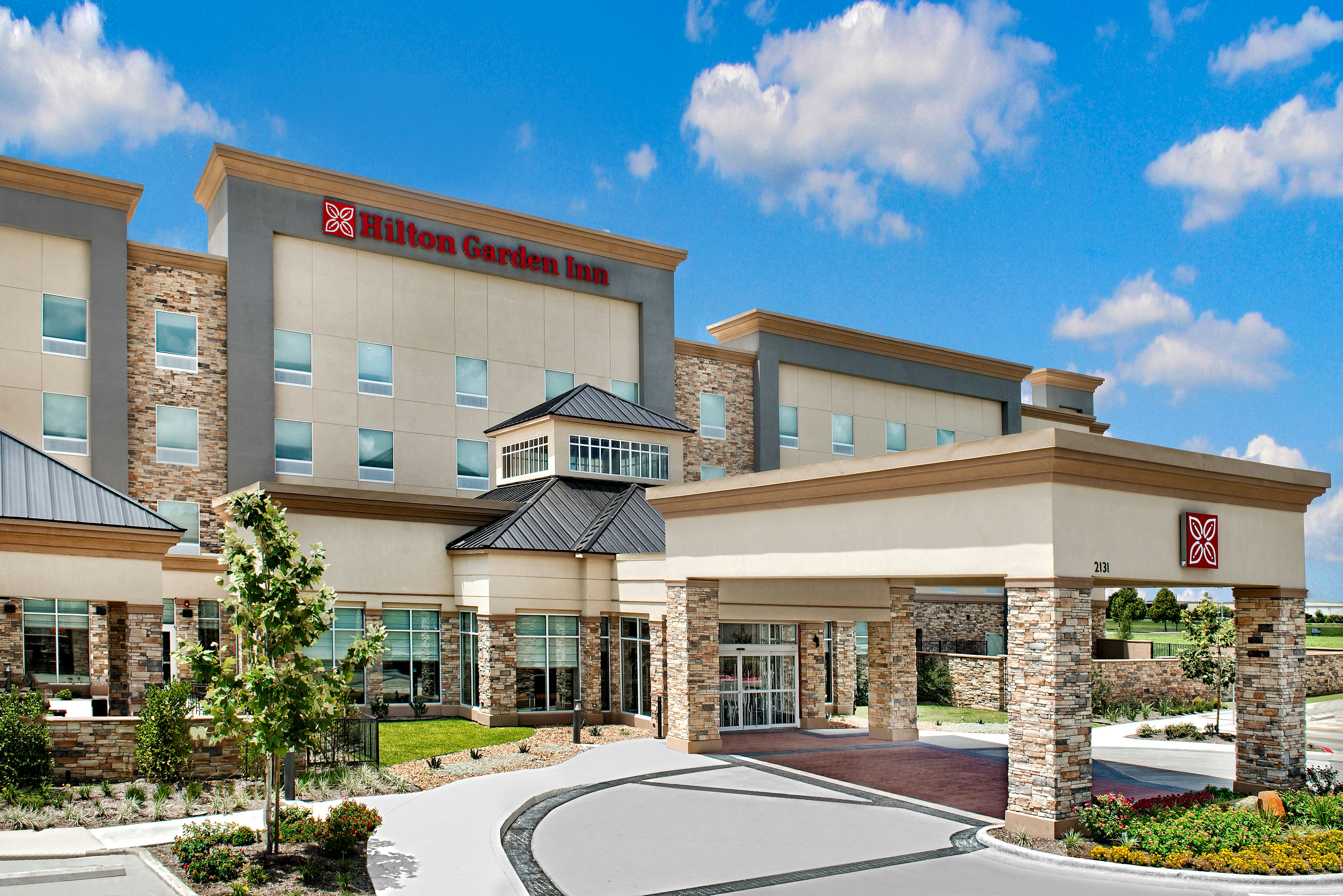 Hilton Garden Inn San Marcos 66/67