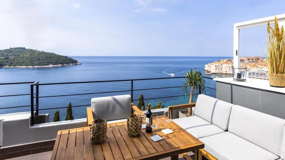Shanti Dubrovnik 40/50
