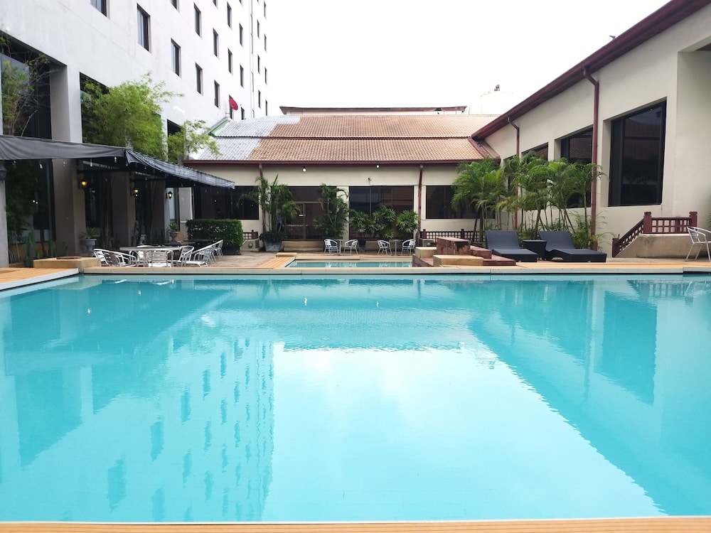 Songphanburi Hotel 6/49