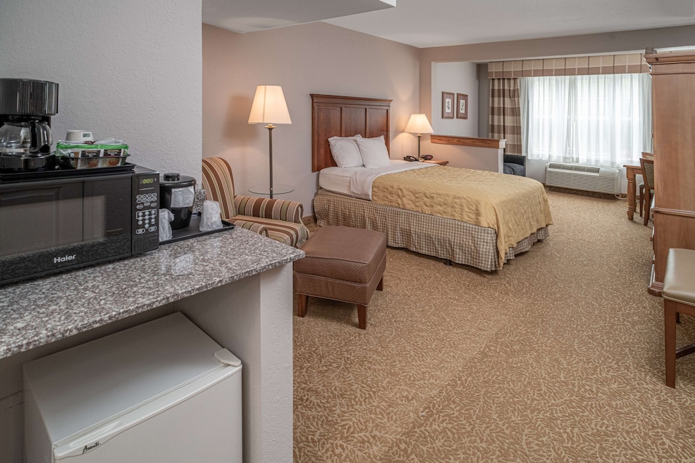 Country Inn and Suites By Radisson Beckley WV 19/65