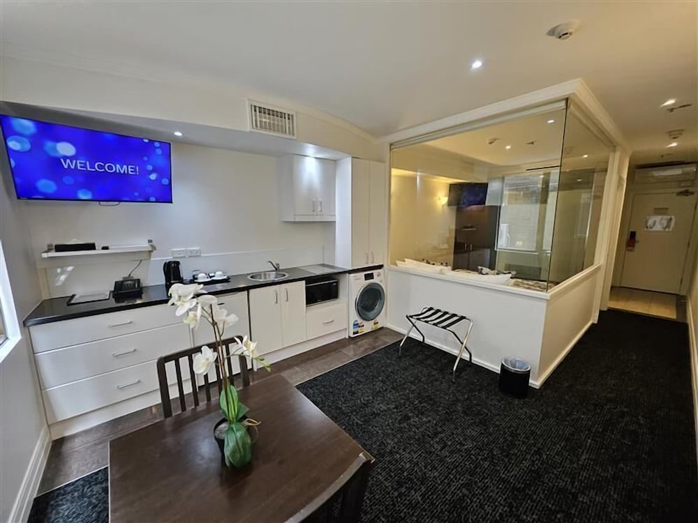 Great Southern Hotel Melbourne 12/50