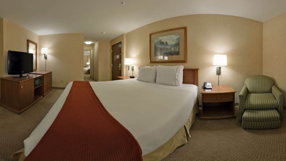 Holiday Inn Express Hotel Suites Bishop 16/75