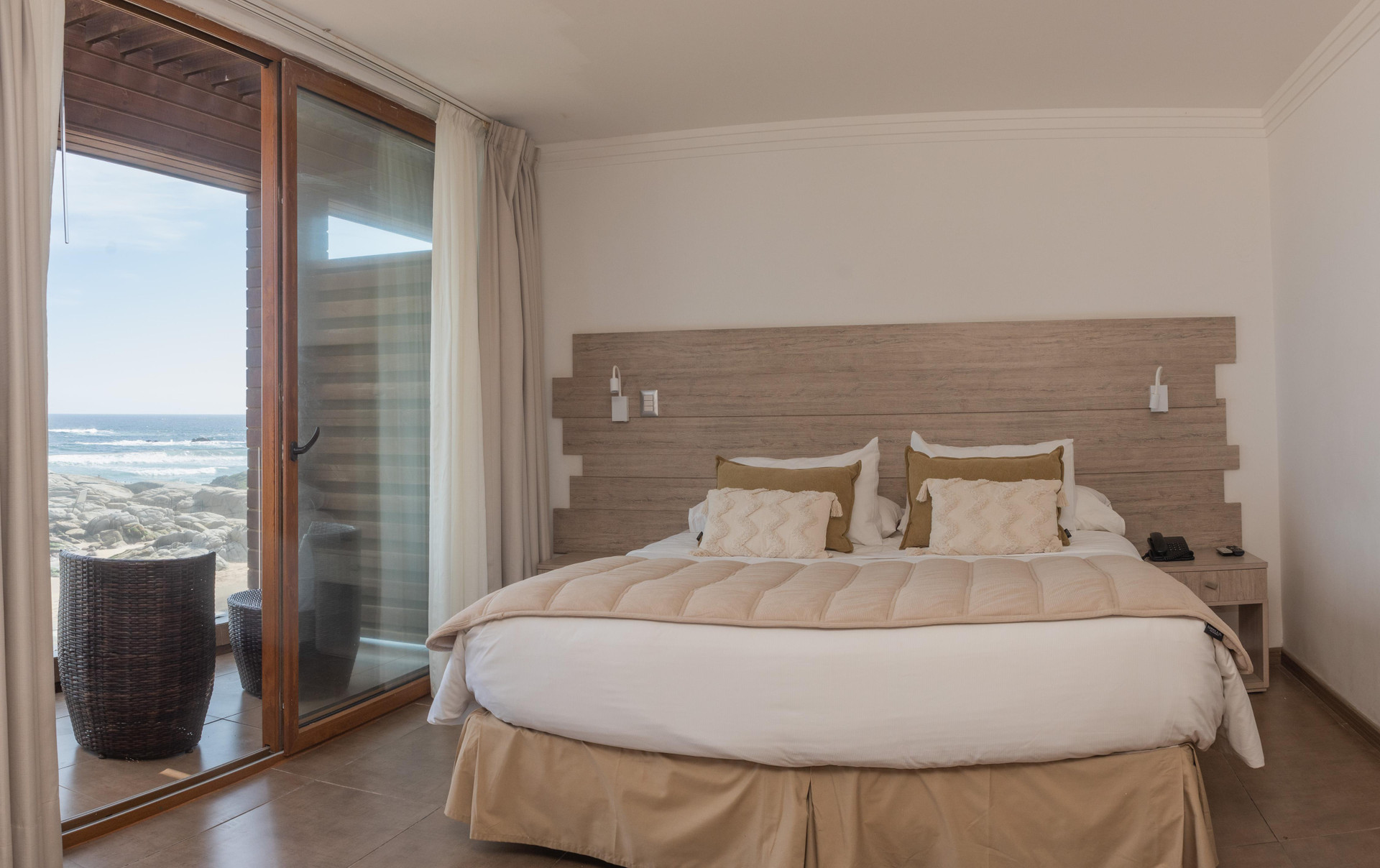 Superior, Double Bed, Sea View