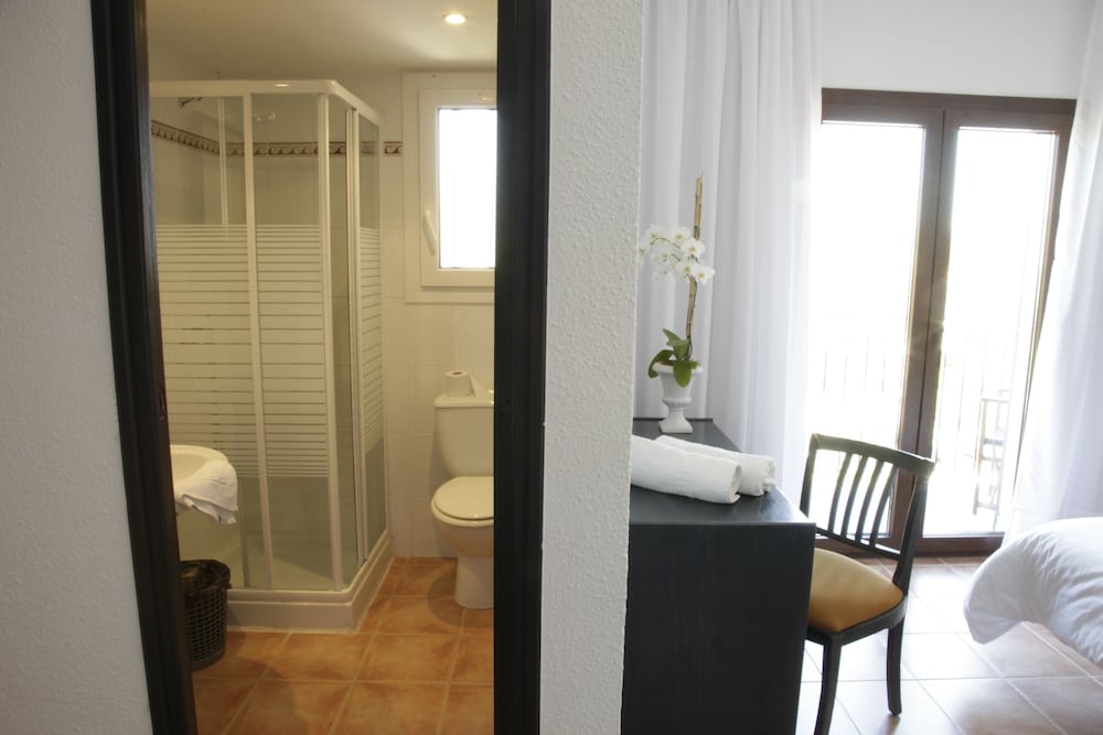 Bon Repos Hotel 34/58