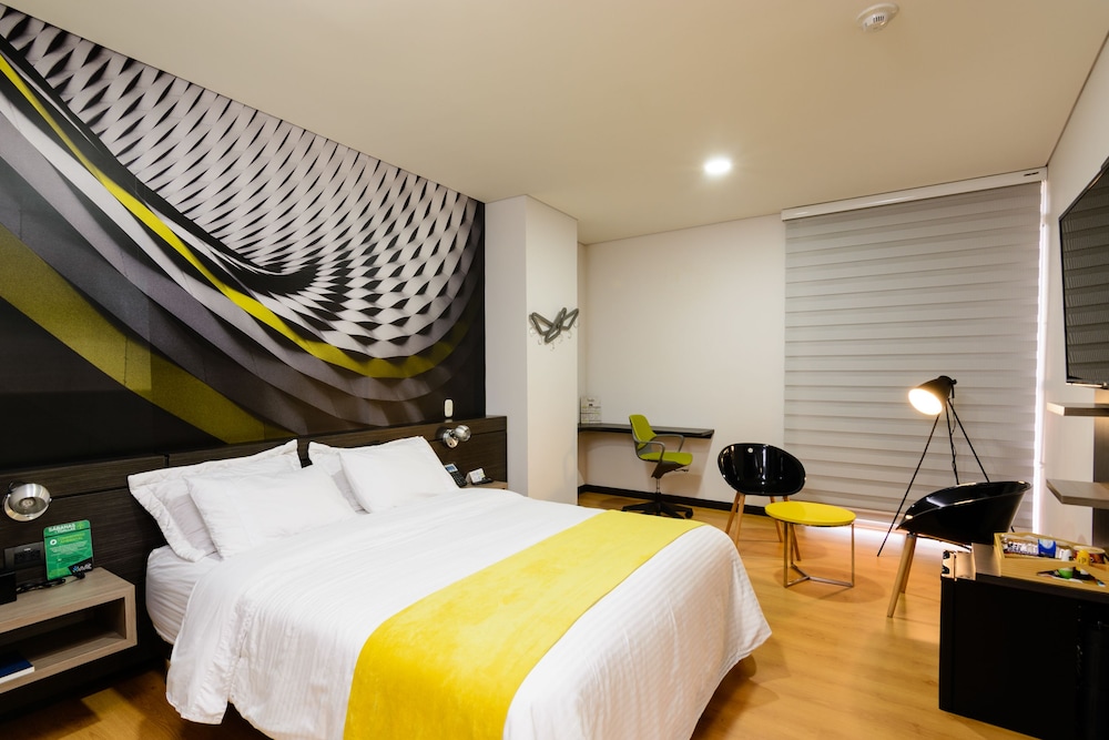 Vivre Hotel 11/60