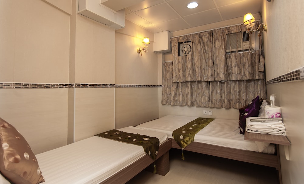 Vincent Hill Guesthouse 28/32