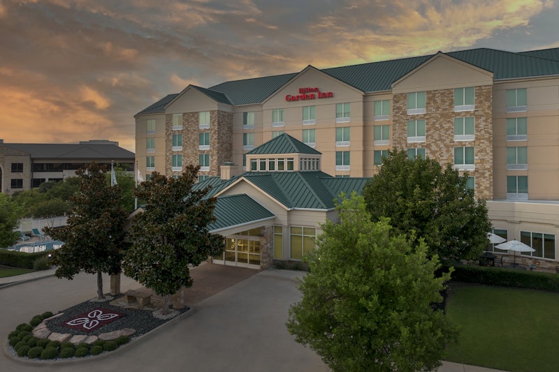 Hilton Garden Inn Frisco 23/24