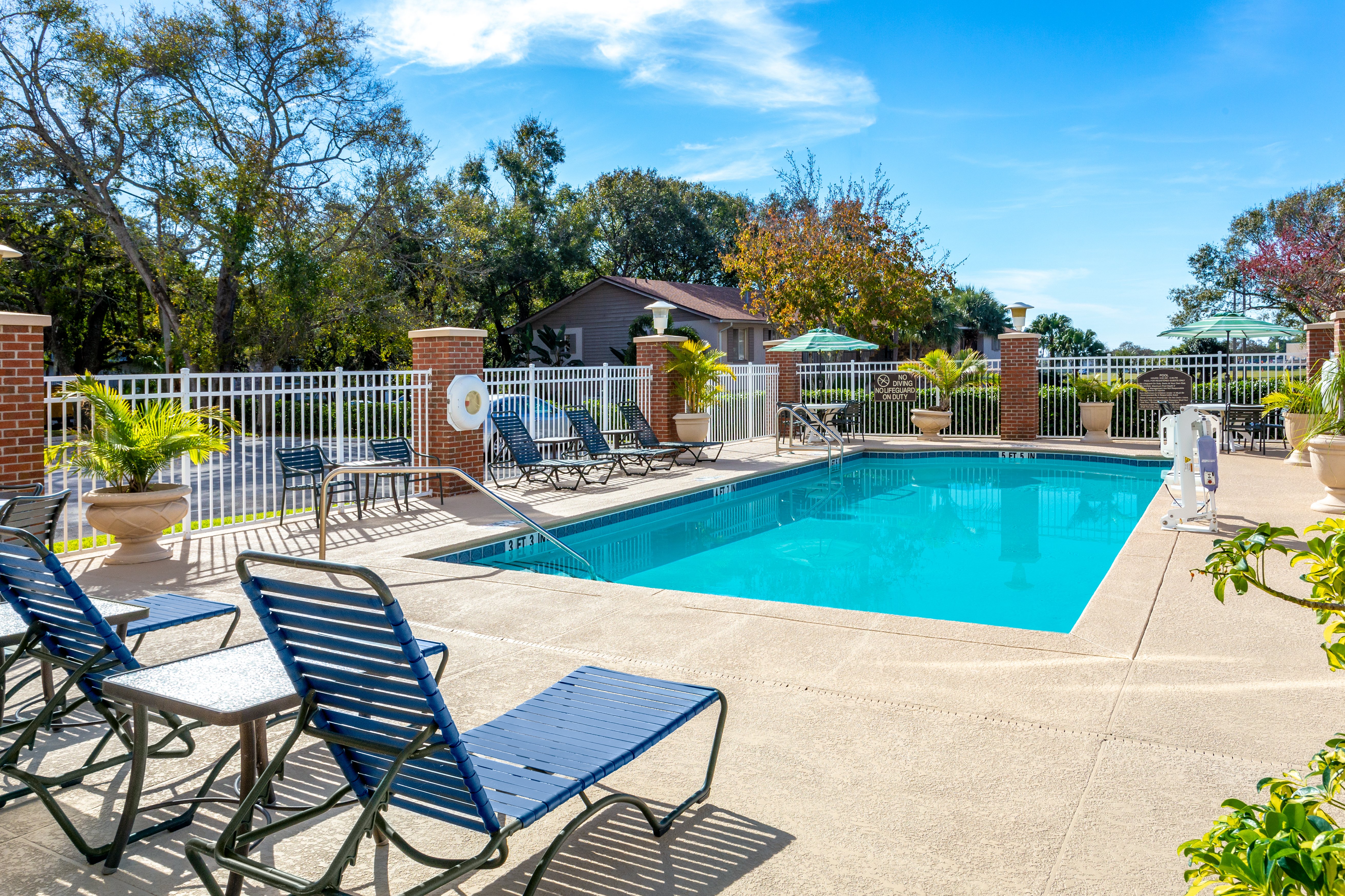 Holiday Inn Winter Haven 43/45