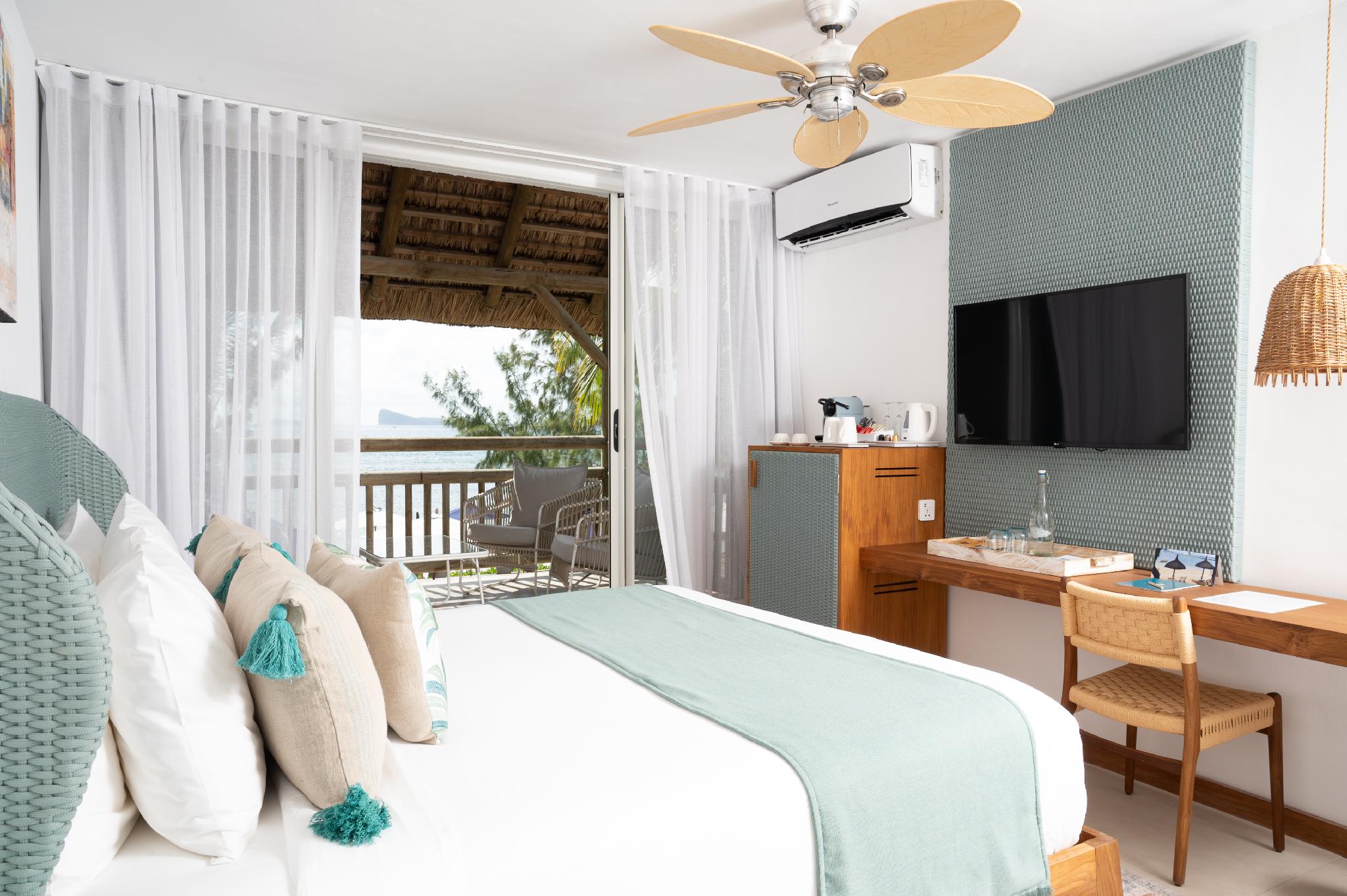Ocean, Suite, Queen Bed