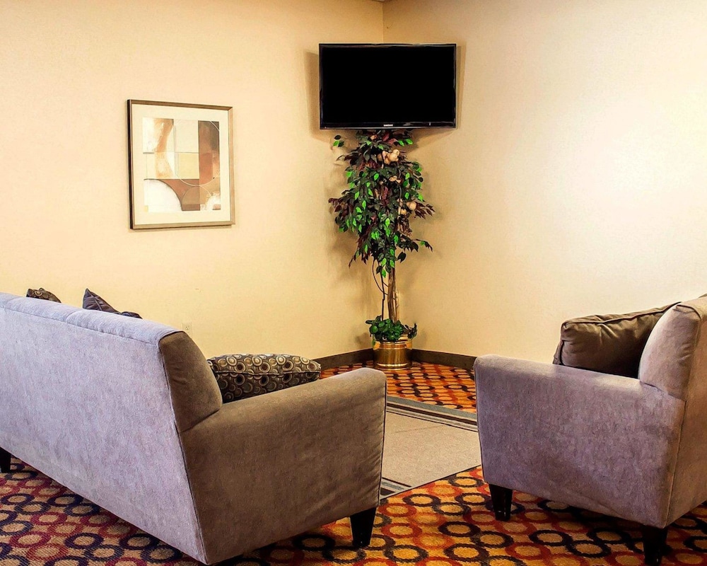 Wilkes Barre Inn And Suites 31/50