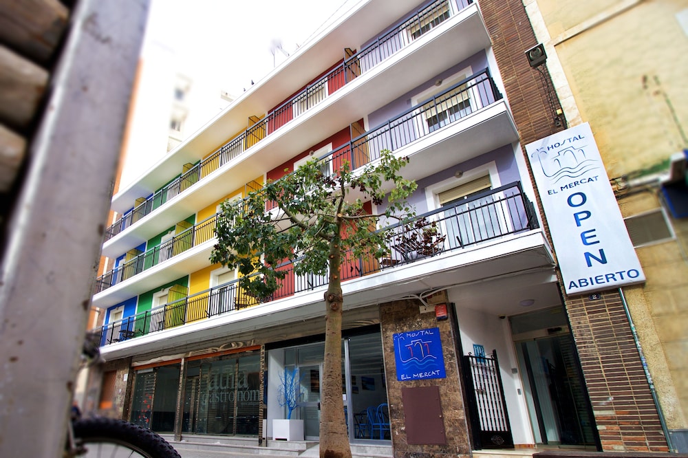 Hostal El Mercat 1/60