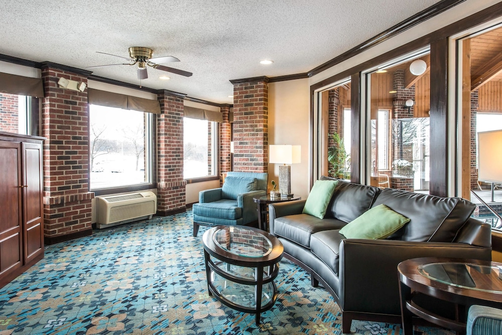 Comfort Inn Weirton - Steubenville 22/39