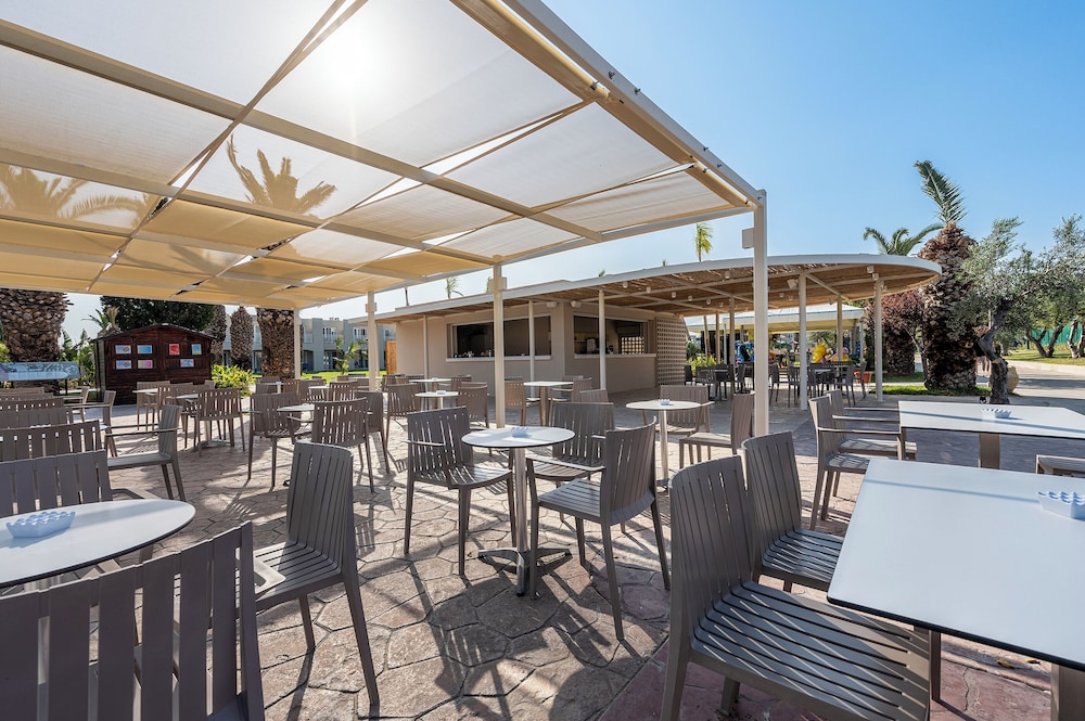 Akti Coast Club Hotel 48/62