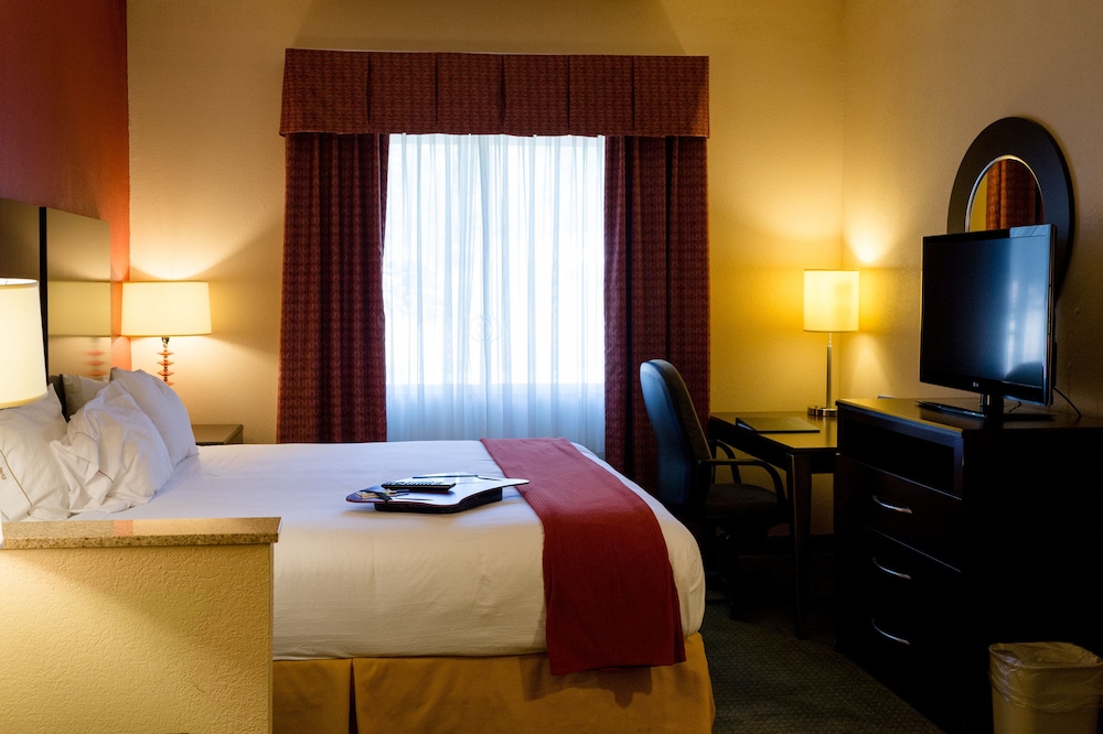 Holiday Inn Express Hotel Suites Oxford 9/46