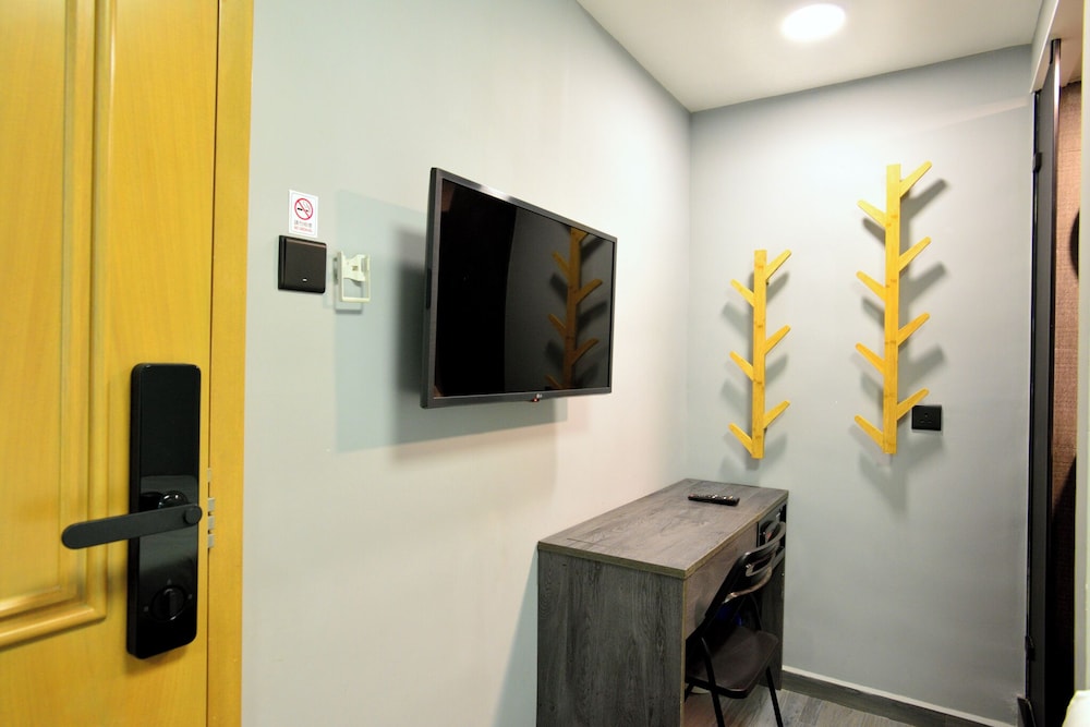 Atlas Guesthouse & Backpackers 37/50