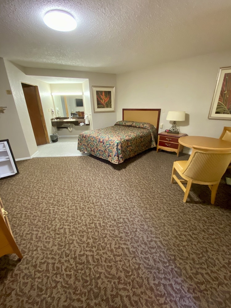 Dunes Inn 22/61