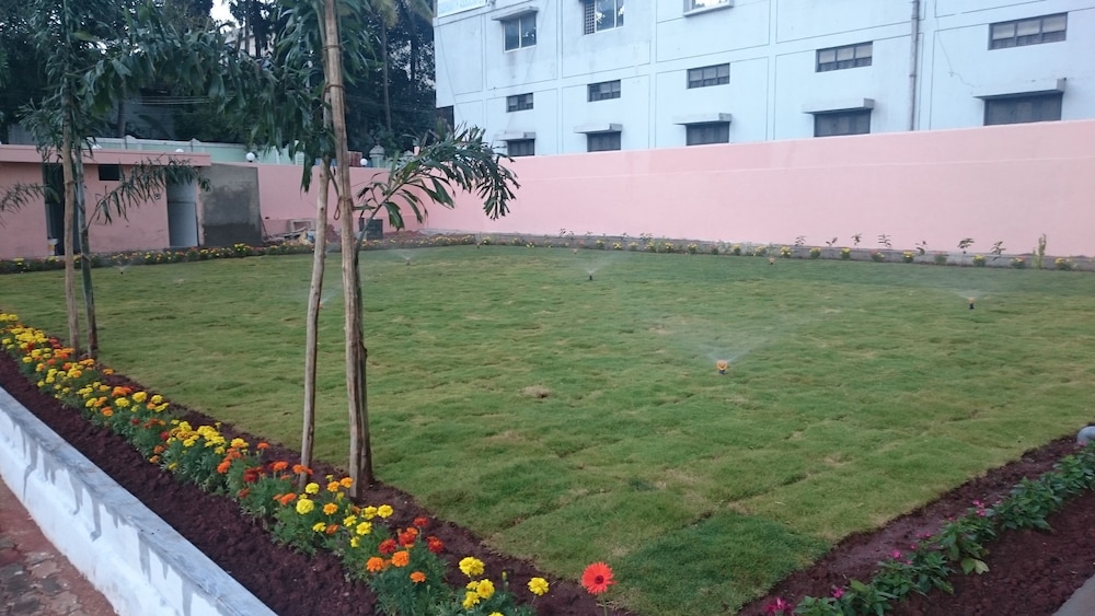 Rosewood International Hotel 45/50