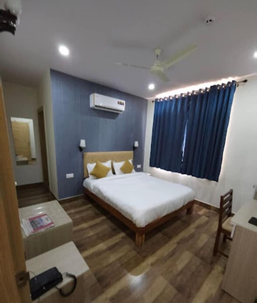 COMFORT, DOUBLE BED
