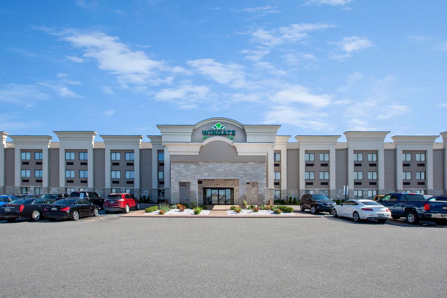 Wingate by Wyndham Detroit Metro Airport 40/44