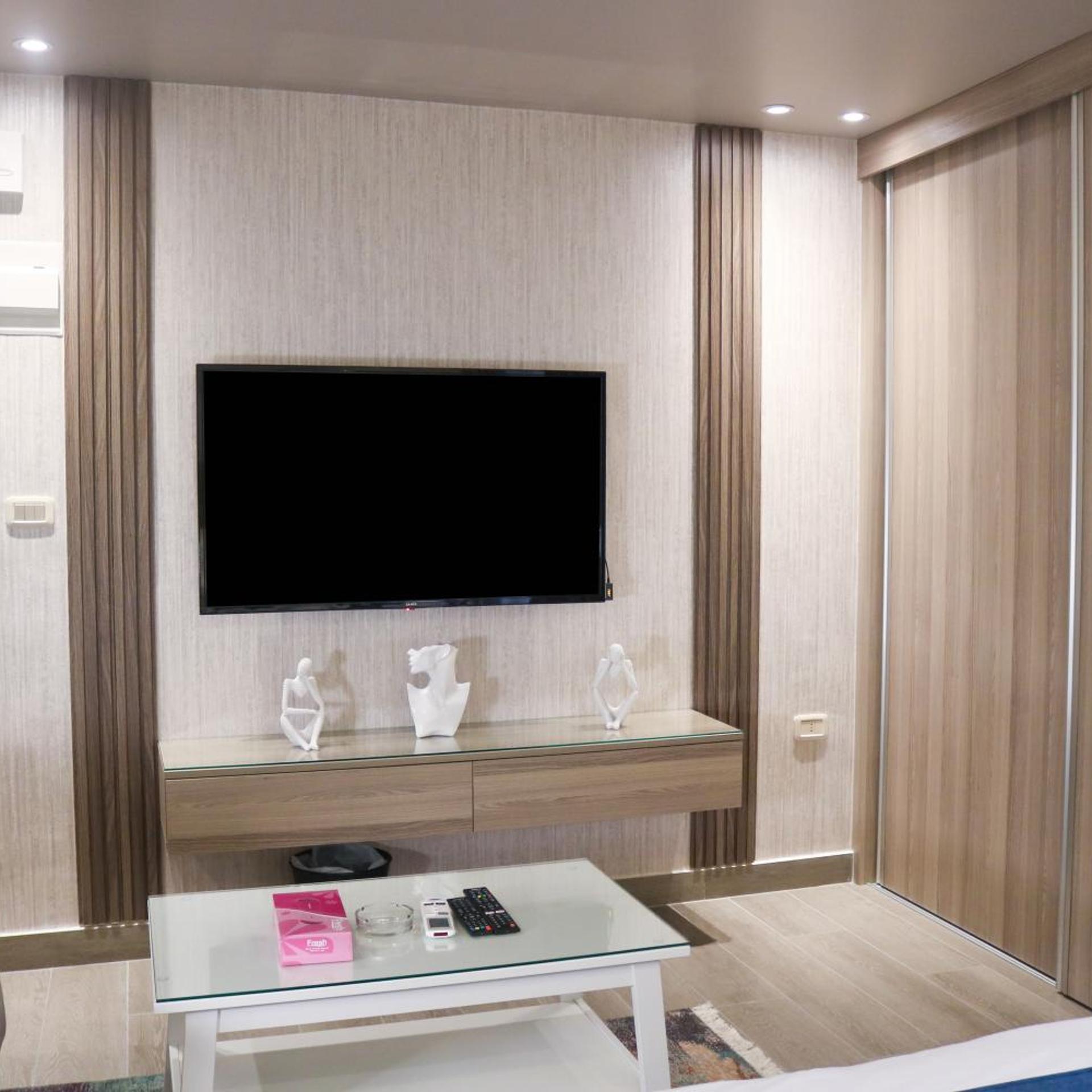 Red Carpet Suites 53/65