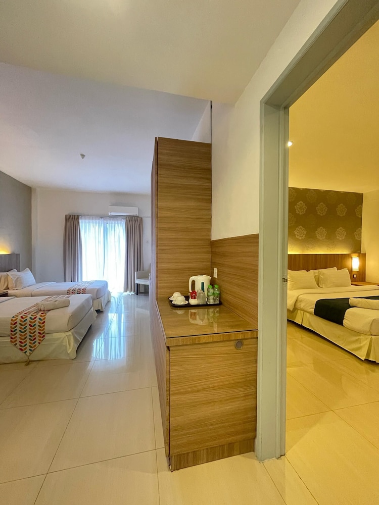Rompin Beach Resorts 18/39