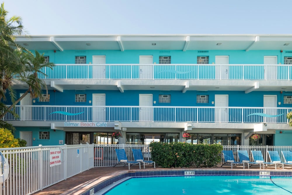 Bilmar Beach Resort in TREASURE ISLAND - FL