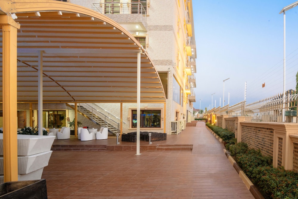 Wells Carlton Hotel and Apartment Abuja 29/57