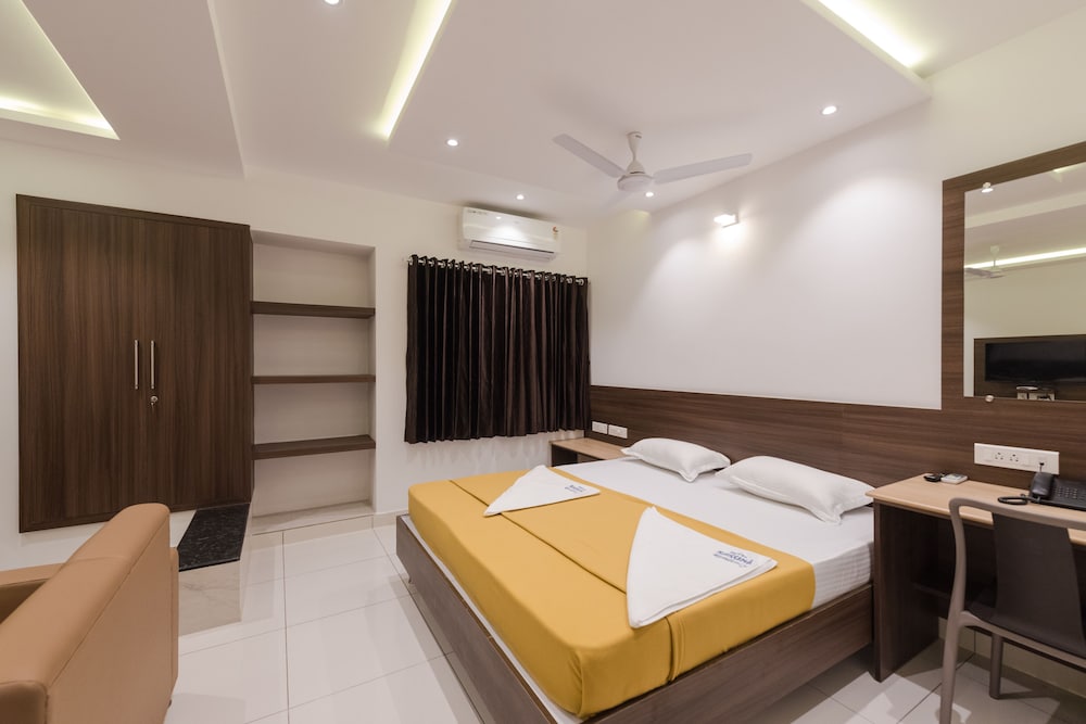 Hotel Karuna Residency 10/23