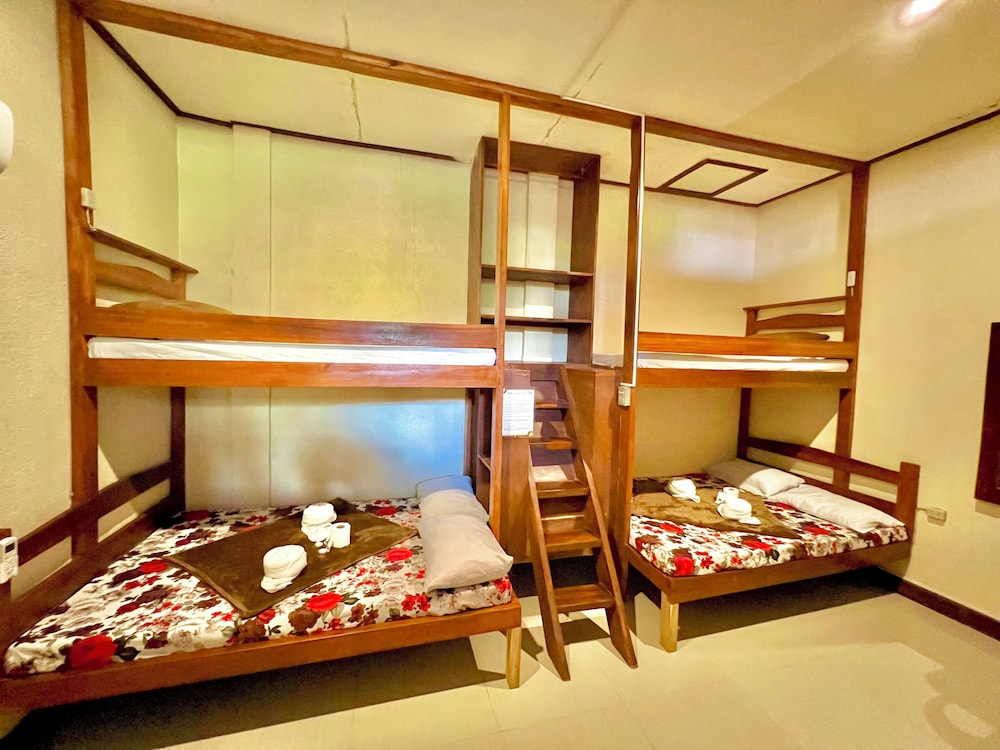 Novie Apos S Tourist Inn 25/50