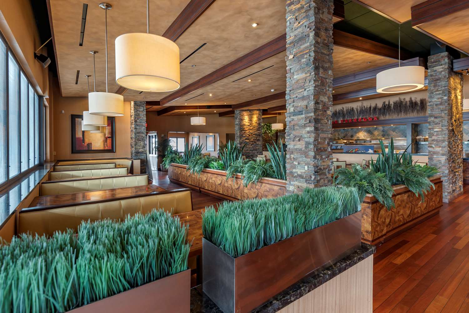Best Western Plus Oswego Hotel And Conference Center 14/24