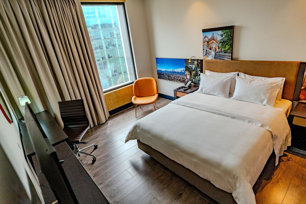 غرفة بزنس بسرير كوين لذوي الإعاقة، Hampton by Hilton Santiago Las Condes 3/9