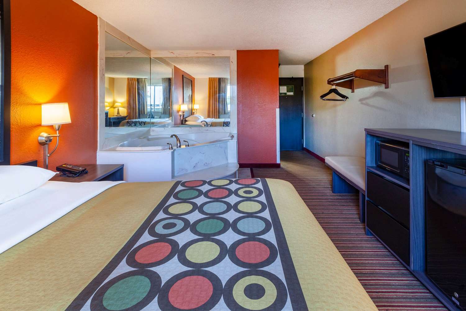 Super 8 By Wyndham Roseville/Detroit Area 21/44