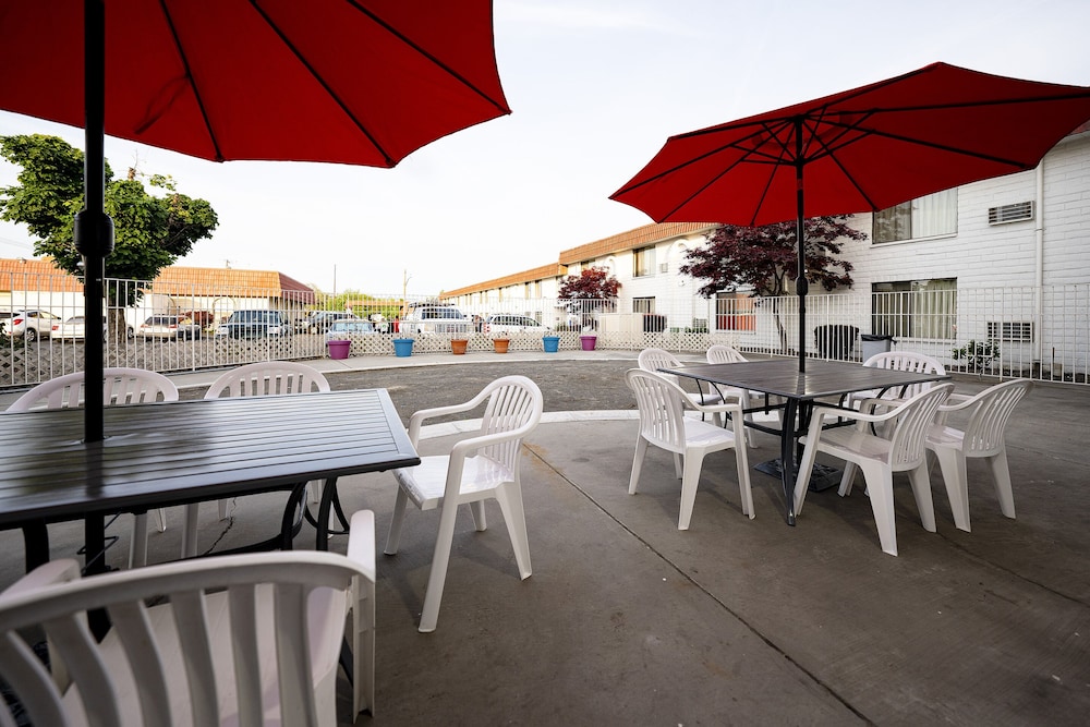 Hermiston Inn & Suites 35/50