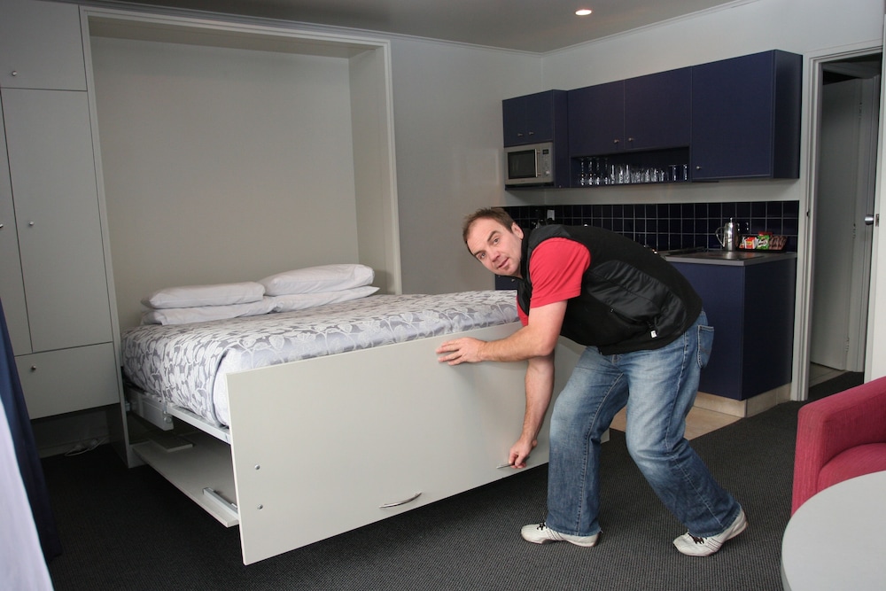 Asure Colonial Lodge Motel 24/43