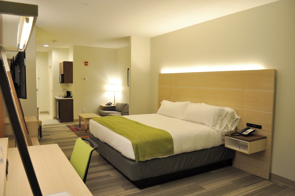 Suite, Single Bed, Accessible