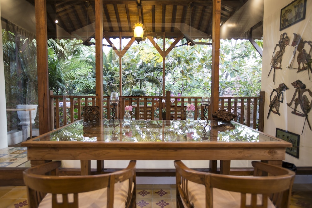 Villa Kampung Kecil 62/78